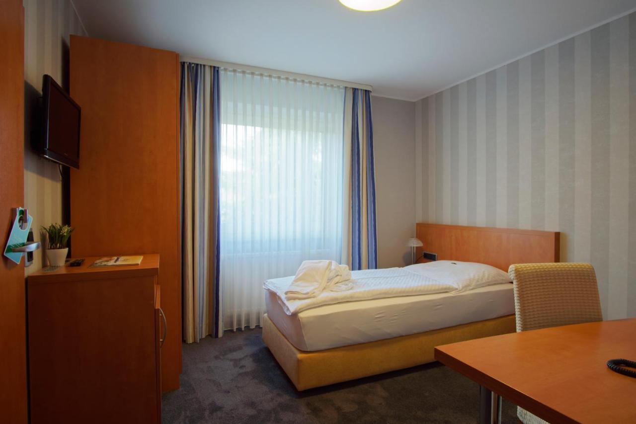 Lavital Sport- & Wellness Hotel Wesendorf Exteriör bild