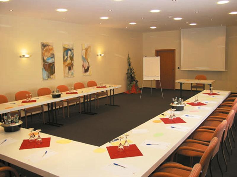 Lavital Sport- & Wellness Hotel Wesendorf Exteriör bild