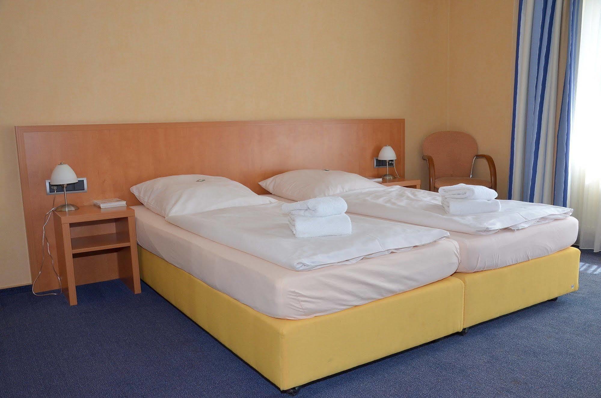 Lavital Sport- & Wellness Hotel Wesendorf Exteriör bild